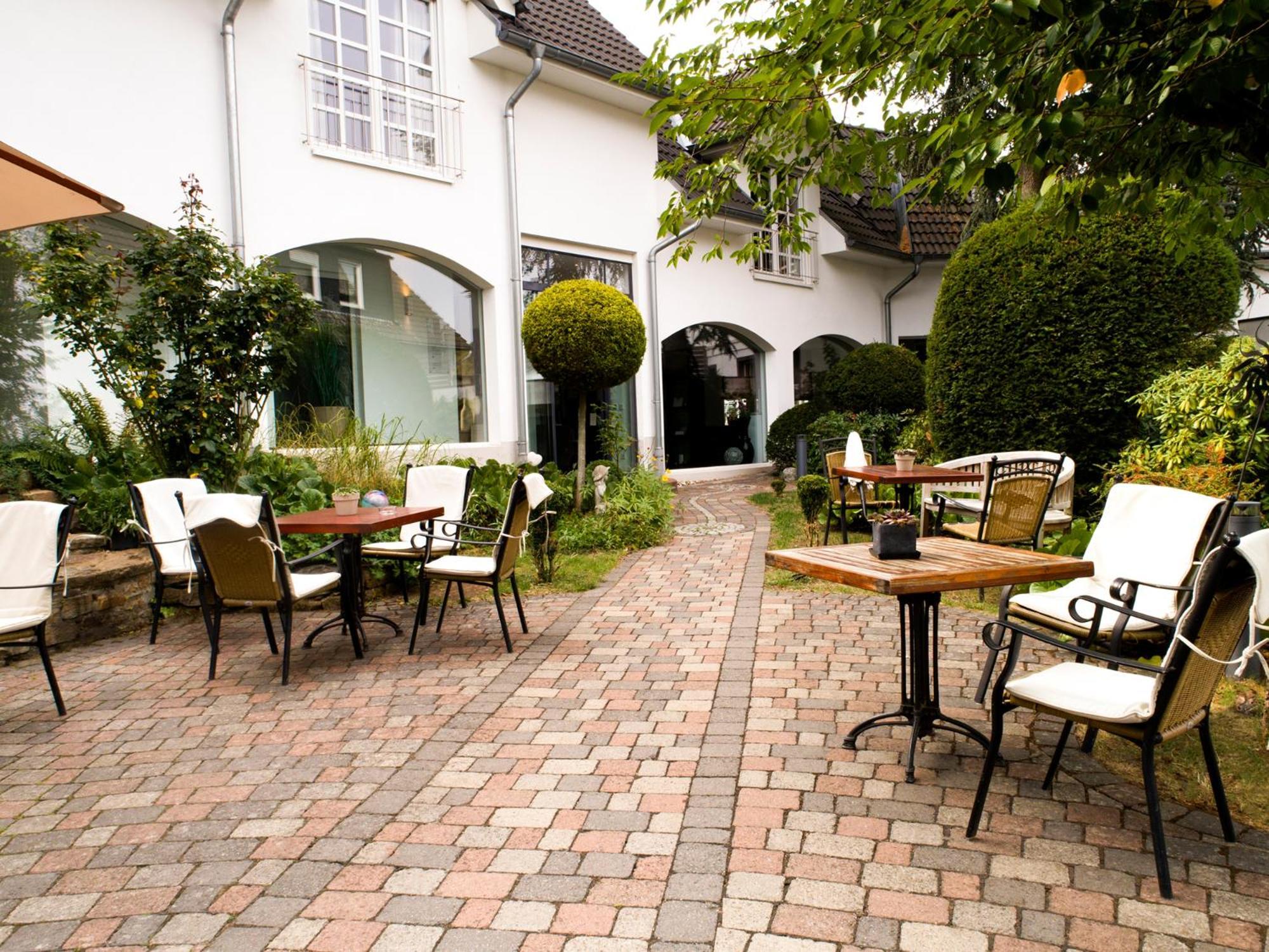 Romantik Hotel Neuhaus Iserlohn Exterior foto